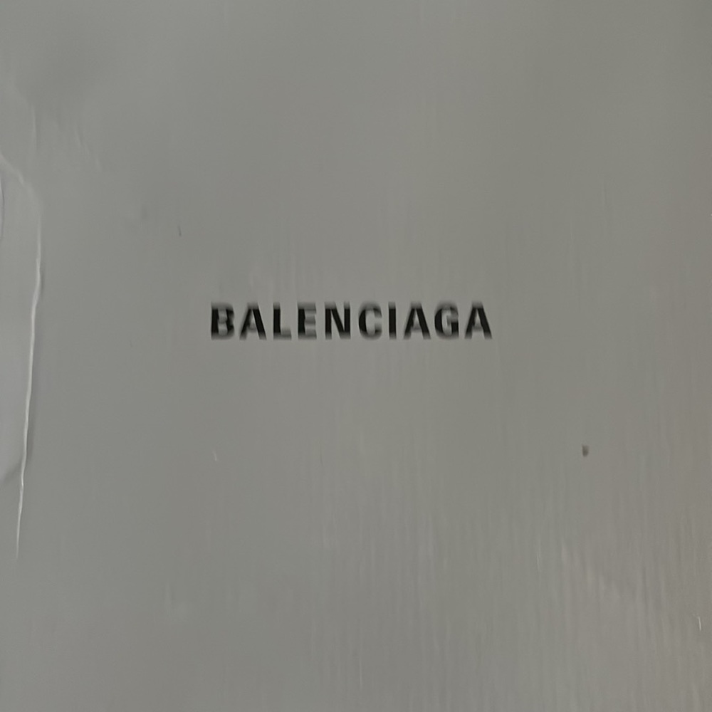 Slightly Wore - image 4